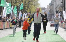 Фото 12: Мер Львова в межах «Run the World. Львівський напівмарафон» пробіг 3 км