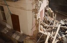 Фото 14: На пр. Свободи, 23 почали розбирати завали: протиаварійні роботи фінансуватиме власник сусіднього будинку (відео)