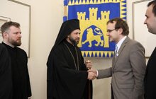 Фото 10: Представник Вселенського Патріарха в Україні під час свого візиту до Львова відвідав міську Ратушу