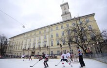 Фото 25: У центрі Львова День хокею — дружній матч зіграли між собою команди з Канади та зі Львова