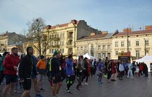 Фото 2: Мер Львова привітав учасників «Run the World. Львівський напівмарафон»