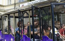 Фото 1: Для дітей-кримчан у Львові провели святковий захід з нагоди Дня захисту дітей