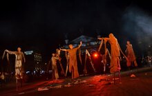 Фото 17: Вуличною виставою «Йов» у Львові розпочався «Золотий Лев — 2018»