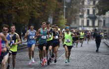 Фото 9: Стартував чемпіонат України з бігу по шосе «Run the world. Львівська десятка»