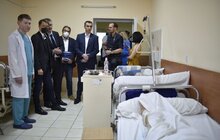 Фото 3: «200 німецьких лікарів готові лікувати поранених в Україні», - міністр охорони здоров'я Німеччини