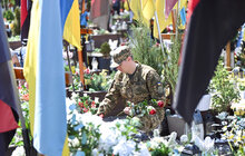 Фото 7: У Львові вшанували полеглих Захисників та Захисниць з нагоди Дня Героїв