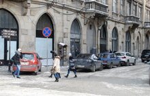 Фото 7: Водії приватних автомобілів продовжують паркуватись у недозволених місцях