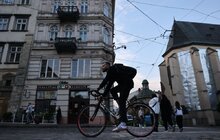 Фото 2: Сьогодні у Львові – традиційний осінній день «Велосипедом на роботу» (відео)