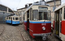 Фото 12: Швейцарія безоплатно передасть Львову 11 трамваїв: сьогодні у мерії підписали угоду