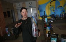 Фото 6: У Центрі Довженка відкрилась виставка розмальованих військових артефактів: відбудеться аукціон