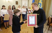 Фото 2: У мерії нагородили 17 найкращих працівників бібліотек
