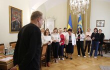 Фото 7: У мерії нагородили 17 найкращих працівників бібліотек