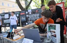 Фото 10: Дві тисячі школярів за кілька годин спробували десятки професій: у Львові відбувся фестиваль «Знайди свою професію»