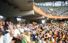 Фото 1: Дідусі й бабусі Львівського міського терцентру побували на футбольному матчі