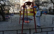 Фото 52: На території Львова проводять миття і дезінфекцію дитячих майданчиків