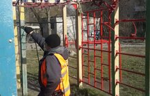 Фото 62: Комунальні служби дезінфікують місто: миють вулиці, тротуари, зупинки транспорту, сходові клітки будинків