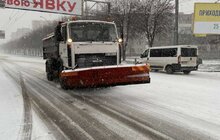 Фото 9: На вулицях Львова працює більше 50 одиниць снігоприбиральної техніки