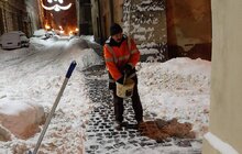 Фото 9: Зранку по Львову працювало 97 одиниць снігоочисної техніки