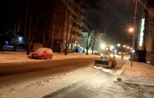 Фото 16: Для посипання доріг від ожеледиці минулої доби використано 513 м3 піскосуміші та 212 м3 солі