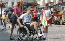 Фото 11: У Львові екскурсійний трамвай «зібрав» на дитячу реабілітацію майже 32 тис. грн