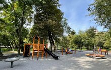 Фото 3: У парку «700-річчя Львова» облаштували великий дитячий ігровий простір