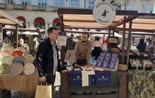 Фото 1: Ветеранський ярмарок у центрі Львова: що пропонували відвідувачам (відео)