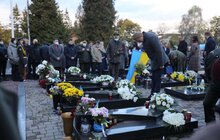 Фото 1: У Львові вшанували загиблих Героїв України, які поховані на Личаківському кладовищі
