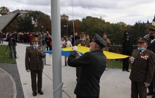 Фото 12: На Меморіалі Героїв Небесної Сотні вояки братства ветеранів УПА підняли національний стяг
