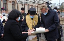 Фото 5: У Львові заклали капсулу під будівництво нової лікарні Медичного центру Святої Параскеви