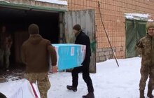 Фото 8: Воїнам на передову львів'яни зібрали й передали допомогу