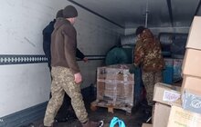 Фото 9: Воїнам на передову львів'яни зібрали й передали допомогу