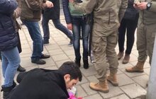 Фото 1: 500 букетів первоцвітів було вилучено під час проведених рейдів