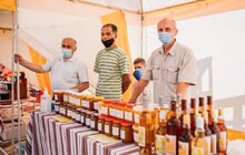 Фото 38: Міський голова Львова відвідав локальний фестиваль Street Food та відзначив підприємців ринку «Шувар» за вагомий внесок у розвиток малого бізнесу