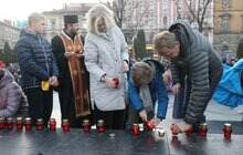 Фото 18: Львів пам’ятає жертв голодоморів та політичних репресій
