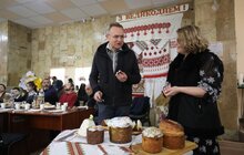 Фото 9: У Львові у прихистках для переселенців провели спільні великодні сніданки