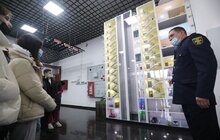 Фото 1: Інструктори університету безпеки життєдіяльності навчають школярів надавати домедичну допомогу та поводитись в надзвичайних ситуаціях