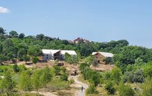 Фото 9: Дерев’яні будинки, відпочинкова зона з озером, дитячий та спортивний майданчики: у Львові завершують будівництво житла для вагітних переселенок