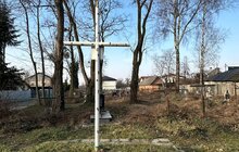 Фото 6: Міські служби ліквідували стихійні сміттєзвалища на Брюховицькому та Ряснянському кладовищах