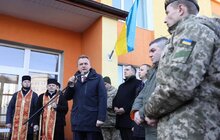 Фото 1: У ліцеї ім. Героїв Крут відкрили пам’ятну дошку Устиму Голоднюку