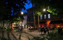 Фото 1: Сучасна площа з давньою історією: 4 роки оновленій площі Коліївщини