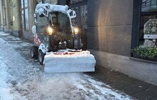 Фото 3: Львів засніжило: цієї ночі місто прибирало 68 одиниць техніки та понад 1 тис двірників