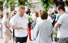 Фото 5: На благодійному ярмарку у Львові зібрали майже 150 тис. грн для захисників