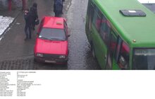 Фото 29: За вчорашній день працівники ЛКП «Львівавтодор» зафіксували 35 випадків порушень правил дорожнього руху через неналежне паркування