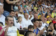 Фото 7: Мер Львова відвідав футбольний матч між збірними України та Люксембургу