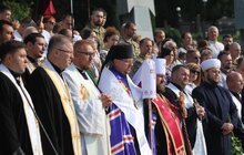Фото 21: День Незалежності розпочався з молитви на Личаківському кладовищі