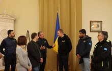 Фото 3: Делегація з Італії привезла до Львова вітання від Папи та гуманітарну допомогу