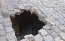 Фото 2: Львівводоканал ліквідує провал на каналізаційному колекторі на вул. Олени Степанівни