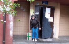 Фото 2: Сьогодні працівники управління безпеки міста доставили 34 пакунки потребуючим львів’янам