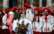 Фото 7: Центром Львова пройшла Святкова хода звіздарів