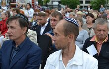 Фото 31: Сьогодні на парафії св. Папи Івана Павла ІІ освятили пам’ятник на його честь